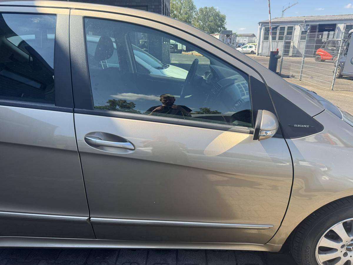 Mercedes A Klasse W169 original T&uuml;r vorn rechts 791 D&uuml;nenbeige 5-T&uuml;rer Rohbau Bj.2007